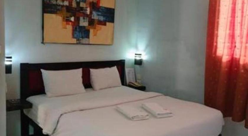Hotel K77 Dumai Bagian luar foto